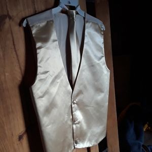 Gold vest and tie